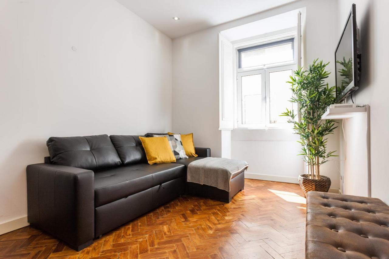 Apartment Bairro Alto Gaveas Family Lisbon