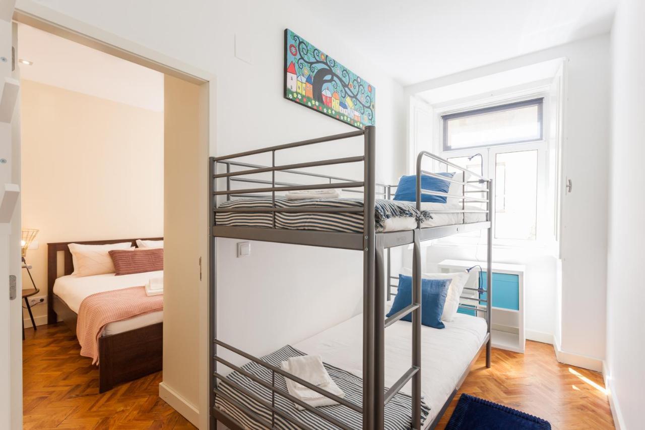Bairro Alto Gaveas Family Apartment